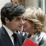 La empresa de la que es consejero Juan José Güemes se queda con la gestión de los análisis clínicos que él privatizó