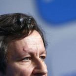 El PP se agarra a una falsa excusa para justificar por qué no despide al exmarido de Ana Mato