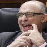 Nuevo impuesto a los depósitos. Españoles tontos os están robando más que en Chipre y nadie se queja