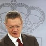 El guardia civil indultado que grabó una agresión sexual es hijo de un concejal del PP