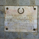 “No se te ocurra votar a favor de quitar ‘el águila’ de la plaza, ¿eh?… que aquí te fusilan, ¿eh?”