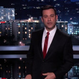 Presentador convence a la gente de que un Casio de $20 es el nuevo Apple iWatch (ENG)