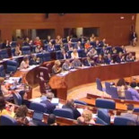 Ovación del PP al Consejero de Sanidad, Javier Rodríguez, por su gestión