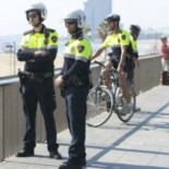 La cúpula de la Guardia Urbana dimitirá ante la llegada de Colau (CAT)