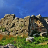 Las pirámides de la Argólida en Grecia, mencionadas por Pausanias en el siglo II