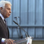 No hay crisis para Felipe González: factura 5 millones en lobby y alquileres desde 2010
