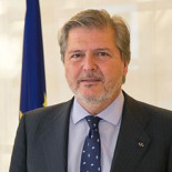 El Ministro de Cultura confirma la bajada del IVA de los toros del 21 al 10%