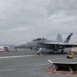 Así funciona la catapulta electromagnética de cazas del nuevo portaaviones de Estados Unidos