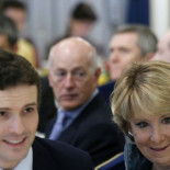 El gobierno de Esperanza Aguirre controlaba la universidad privada donde Pablo Casado aprobó media carrera en 4 meses