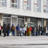 El mercado laboral en octubre: el paro sube en 52.195, pero la afiliación también: 130.360