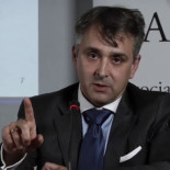 Rubén Manso: "No es función del Estado proveer de ningún bien y ningún servicio, salvo justicia y seguridad"