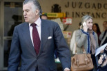 El juez considera acreditado que la Policía robó a Luis Bárcenas grabaciones con dirigentes del PP