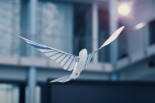 Este pájaro robot imita el aleteo y las maniobras de uno real con una agilidad sorprendente