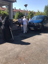 El BNG denuncia el traslado de mayores a un colegio electoral de Ourense pese a prohibirse las visitas en su residencia