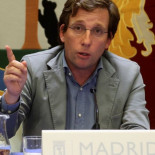 Protestar en Sol es "profundamente irresponsable". En Nuñez de Balboa eran "derecho a la protesta"