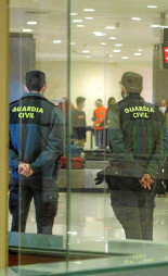 Un pasajero agrede a una enfermera en el aeropuerto durante el test de antígenos