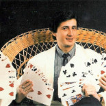 Pepe Carrol; El hombre que quiso vivir en el País de las Maravillas