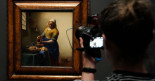 Tras 350 años, se revelan secretos de “La lechera” de Vermeer