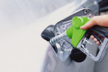 La policía de la gasolina: en Francia empiezan a echarte de la gasolinera si vas a repostar con más de medio depósito
