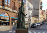 Cachondeo en Banyeres de Mariola por la nueva estatua de Jaime I, al que ya apodan como “El Pajas”