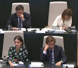 "Son unos chulos que deberían cobrar la mitad": un diputado rescata unas declaraciones de la mano derecha de Ayuso contra la Policía