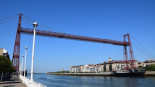 La mujer hallada muerta en el puente colgante de la ría de Portugalete no se suicidó, fue asfixiada