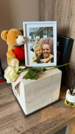 Una niña muere por una peritonitis en Valencia tras acudir tres veces a urgencias y no ser diagnosticada