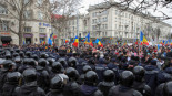 Manifestantes prorrusos intentan acceder a la sede del Gobierno de Moldavia