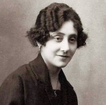 Carme Claramunt, primera mujer fusilada en el Campo de la Bota Barcelona