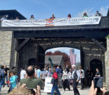 Vuelve a Mauthausen la pancarta de los republicanos españoles