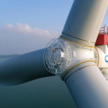 China pone en marcha la mayor turbina eólica de la historia