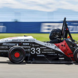 Nuevo récord de aceleración en coches eléctricos: de 0 a 100 km/h en 0,956 segundos [ENG]