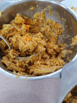 Familias del colegio de Murillo tras las deficiencias del comedor: "Se encontraron los gusanos en el plato"