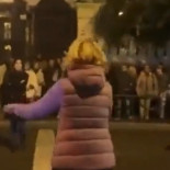 Esperanza Aguirre lidera el corte del tráfico en otra protesta frente a la sede del PSOE