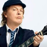 Tres guitarristas que Angus Young (AC/DC) cita como influencia