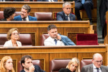 Rufián ataca al PP y recuerda que Aznar afirmaba que la Constitución era una "una charlotada intolerable"
