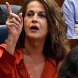 "Eres una grandísima sinvergüenza": Carla Antonelli carga contra Ayuso por este tuit sobre Rusia