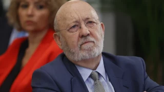 El CIS de Tezanos vuelve a equivocarse: daba un vuelco con la caída de Rueda y queda muy lejos del resultado final