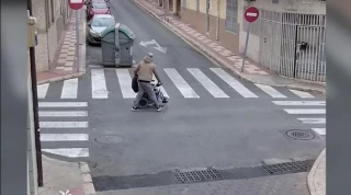 El párroco, el discapacitado y Wallapop