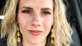 Condenan a prisión en EE.UU. a una YouTuber popular por dar consejos sobre maternidad por maltratar a sus hijos