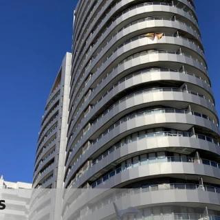 Los vecinos del otro edificio levantado en València por la promotora Fbex: “Tenemos más miedo que nunca”