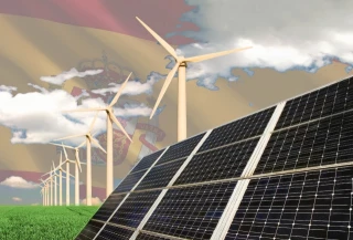 La electricidad más barata de Europa está en España en forma de viento y lo seguirá los próximos meses gracias al sol