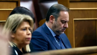 El PSOE pierde la paciencia y expulsa a Ábalos del partido