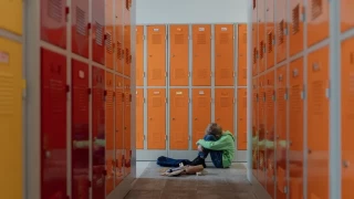 Condenados cuatro menores, sus padres y un colegio de Santander a indemnizar con 4.000 euros a un alumno por acoso escolar