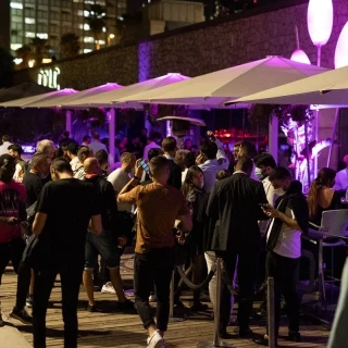 Los restaurantes de Madrid y Barcelona, en contra de la reducción horaria de Sumar: “La ministra se cree que vive en Suecia”