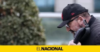 Encuentran nueve armas de fuego en el domicilio de Koldo García, y simbología franquista en casa de su hermano