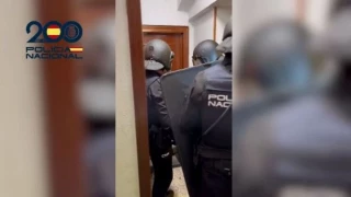 Explotación sexual en Avilés: disponibles todo el día y pedir permiso hasta para bañarse