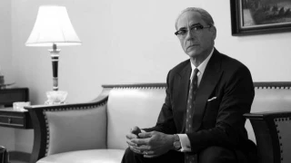 Quién fue Lewis Strauss, el enemigo eterno de Oppenheimer, el padre de la bomba atómica