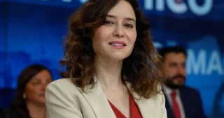 Luis Barbero, subdirector de 'El País': "El acoso a los vecinos de Ayuso es una mentira, como la de los periodistas encapuchados"