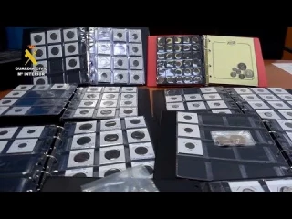 Intervenido en Tarazona un tesoro de monedas antiguas que recogía un vecino con detector de metales